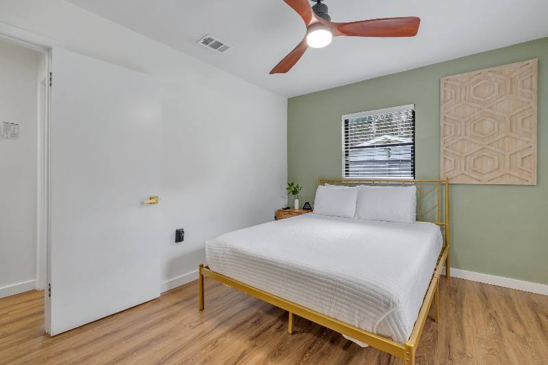 Apartment for rent at 1451 -1453 Fisher Lane, Tallahassee, FL 32301