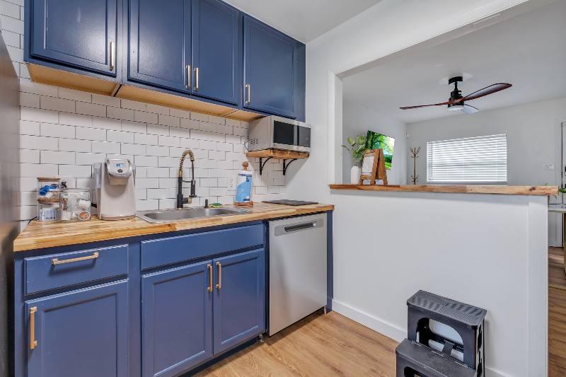 Apartment for rent at 1451 -1453 Fisher Lane, Tallahassee, FL 32301