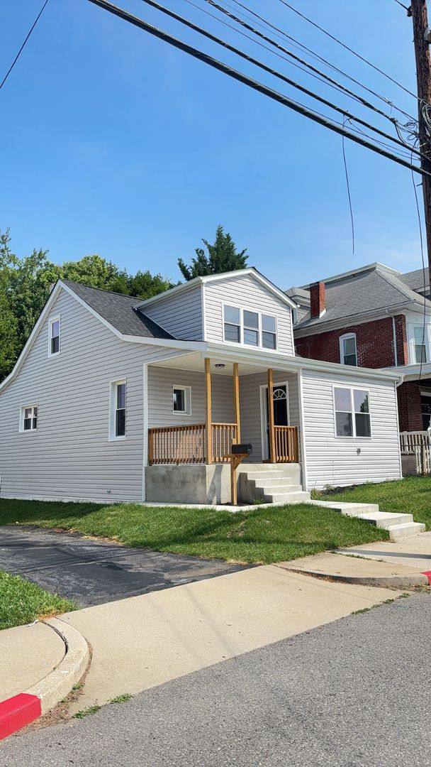 House for rent at 837 Virginia Ave, Hagerstown, MD 21740