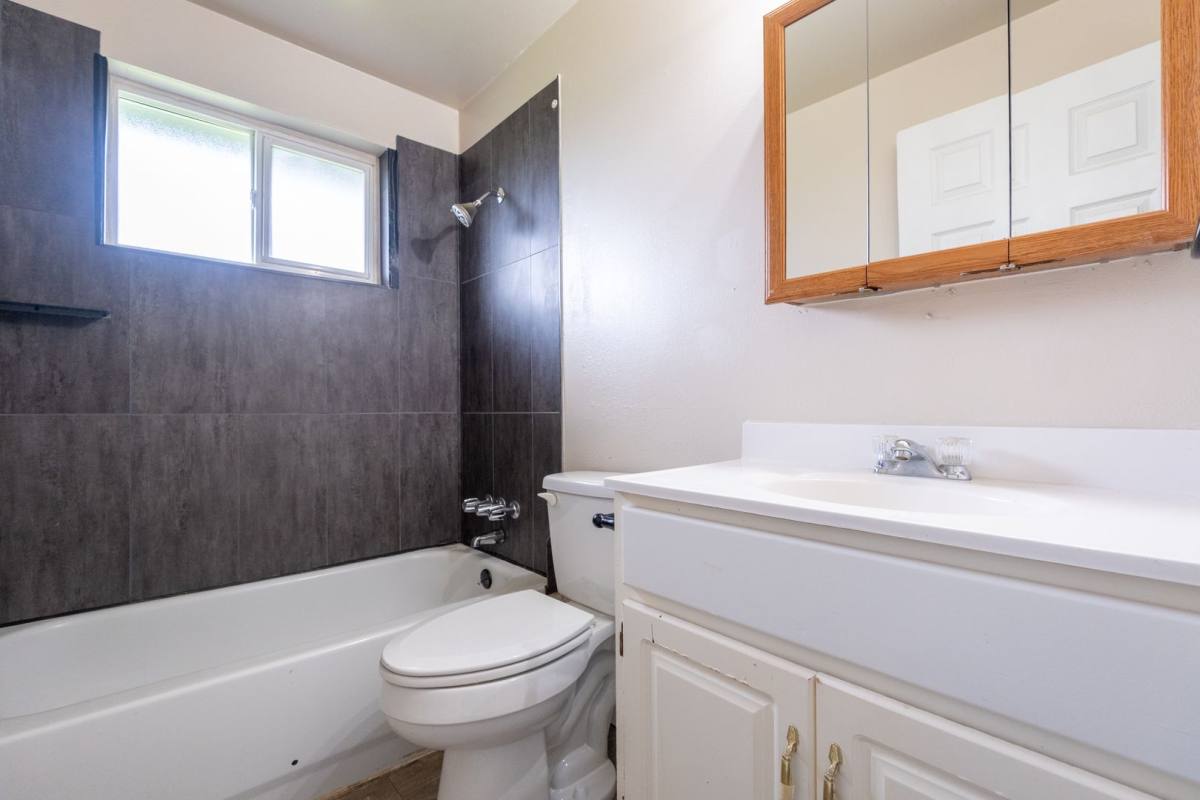 Apartment for rent at 10922 Freiday St SW, Lakewood, WA 98499