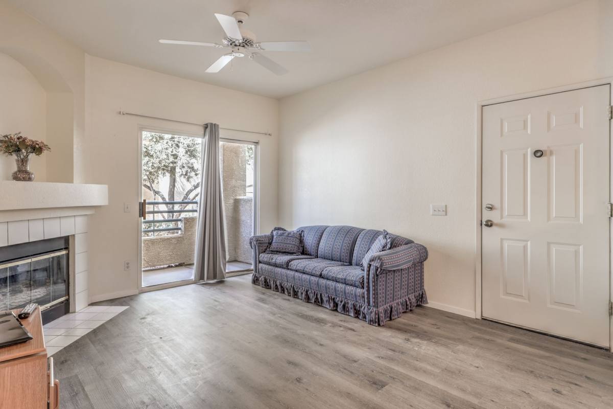 Apartment for rent at 5415 W Harmon, Las Vegas, NV 89103