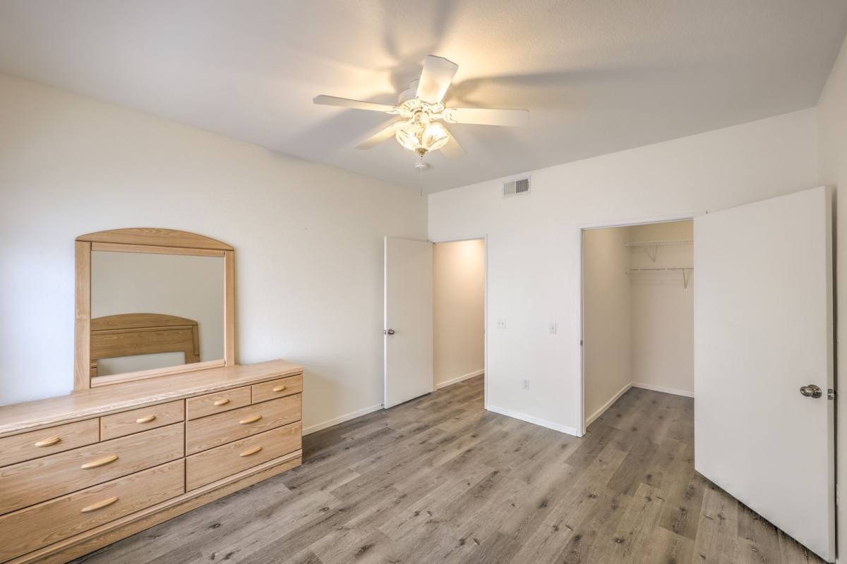 Apartment for rent at 5415 W Harmon, Las Vegas, NV 89103
