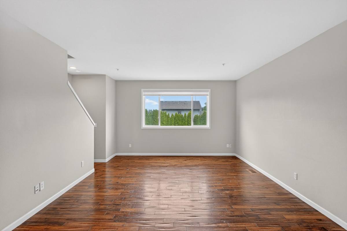 Townhouse for rent at 2623 SE 109th Ave, Portland, OR 97266