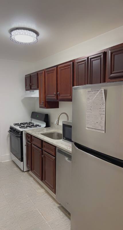 Apartment for rent at 3926 W St NW #3, Washington, DC 20007