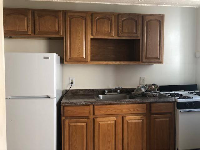 Apartment for rent at 168 S Clinton St #B8, East Orange, NJ 07018