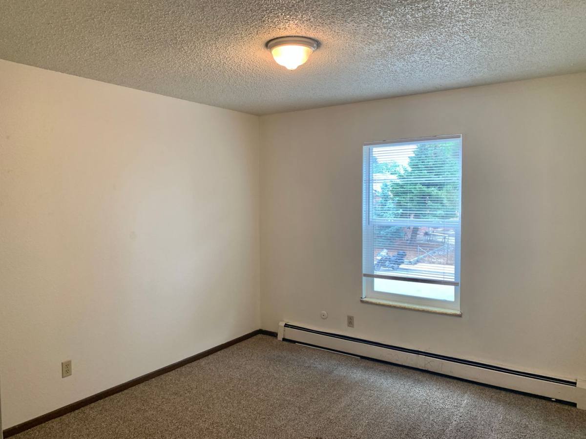 Townhouse for rent at 1632 E 17th St, Loveland, CO 80538
