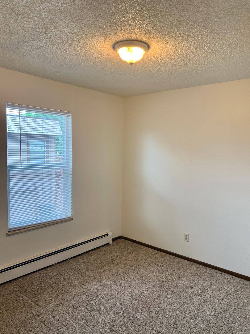 Townhouse for rent at 1632 E 17th St, Loveland, CO 80538
