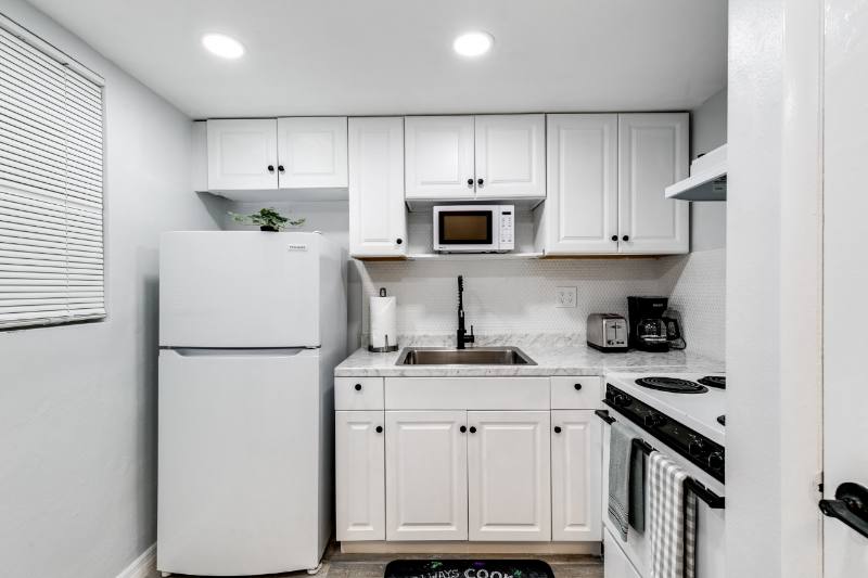Apartment for rent at 3700 NW 58th Ave #25, Miami, FL 33166