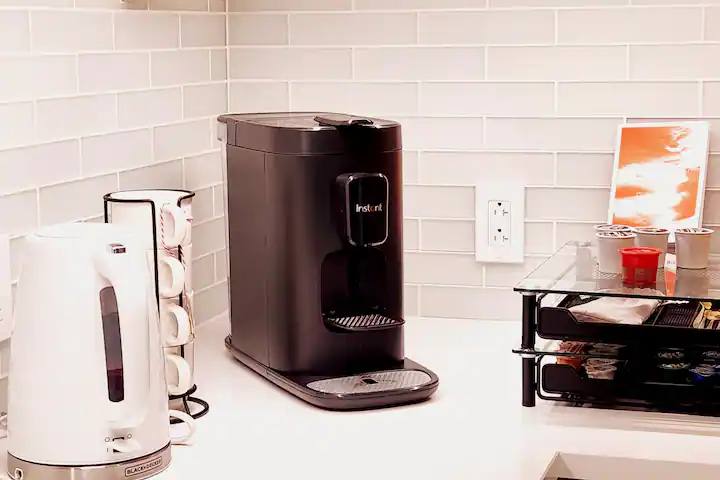 Apartment for rent at 1388 Kapiolani Blvd #3810, Honolulu, HI 96814