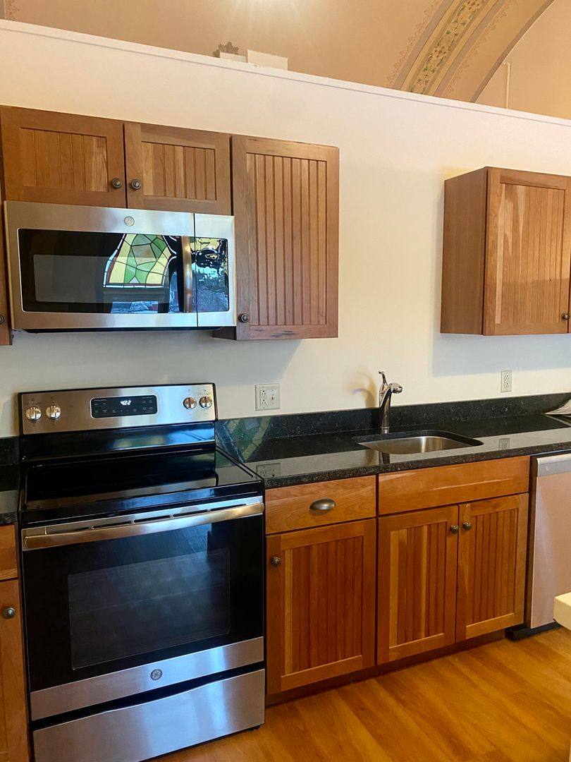 Apartment for rent at 133 Seymour St, Pittsfield, MA 01201