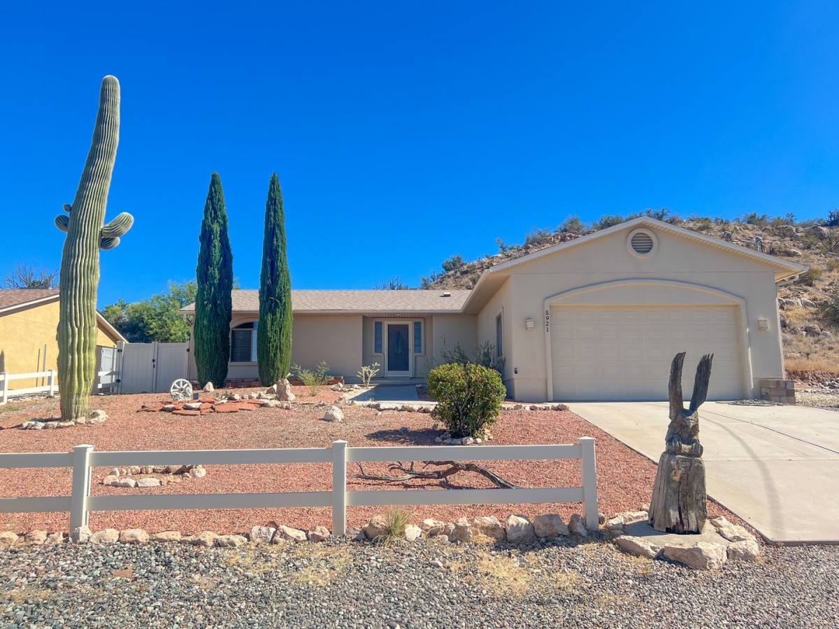 House for rent at 5921 N Bentley Dr, Rimrock, AZ 86335