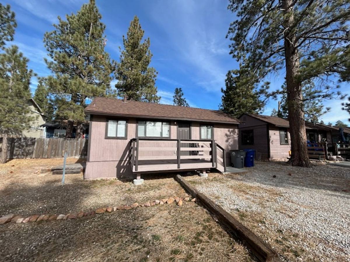 Apartment for rent at 40051 Forest Rd, Big Bear Lake, CA 92315