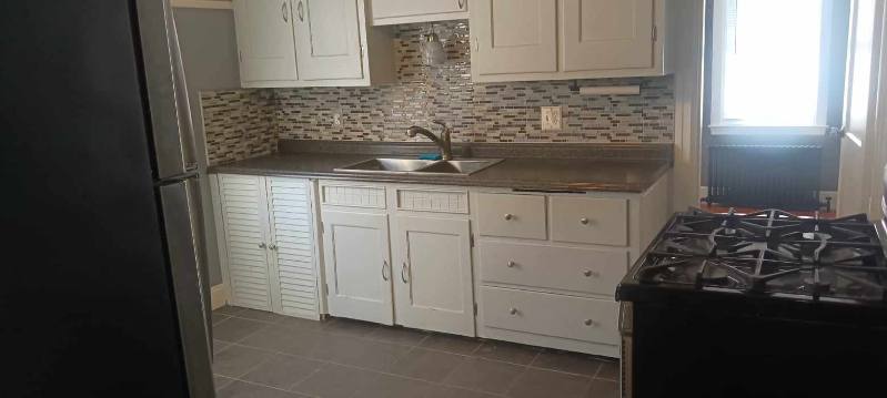 Apartment for rent at 102 Constitution St #1, Bristol, RI 02809