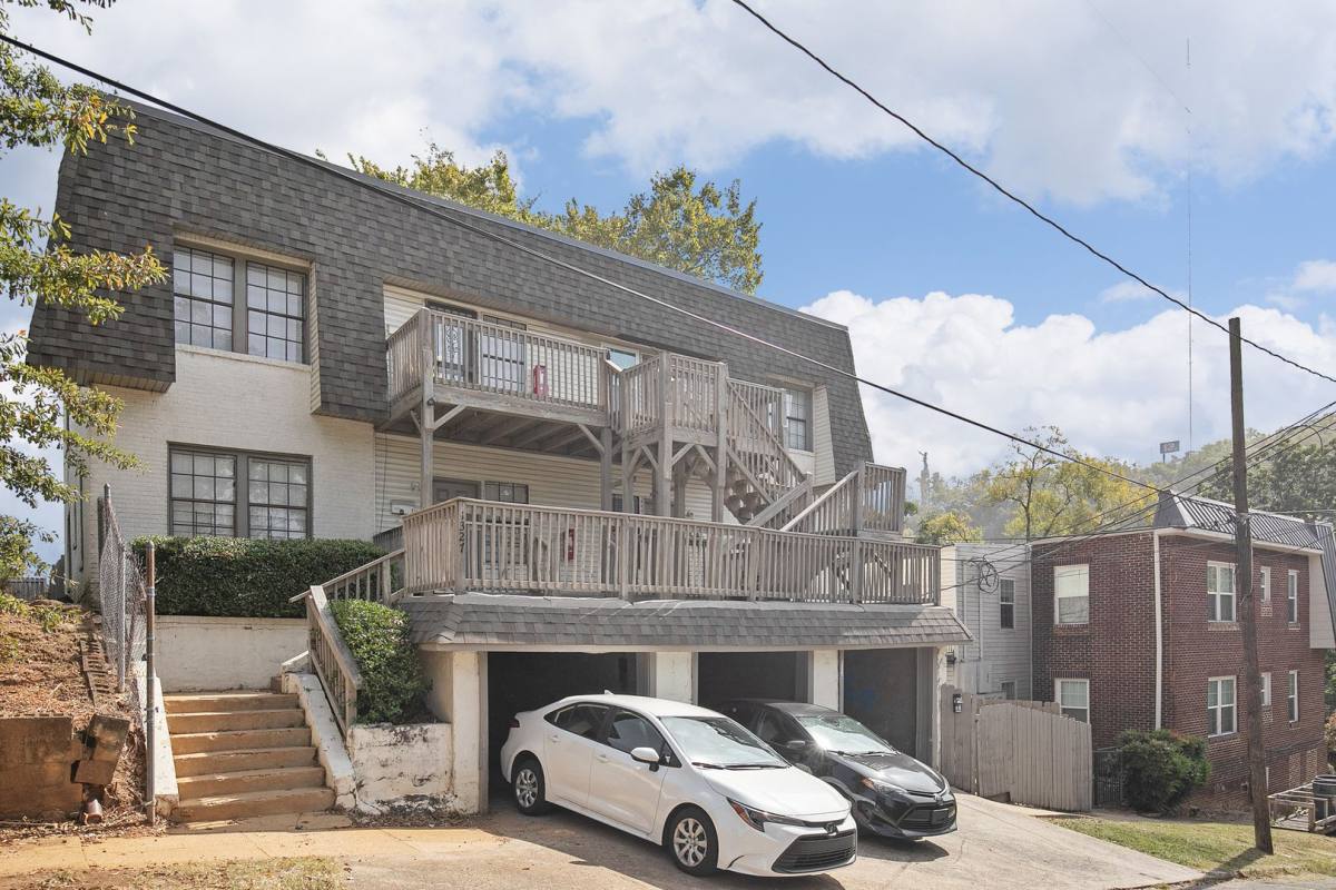 Apartment for rent at 1327 16th St S, Birmingham, AL 35205