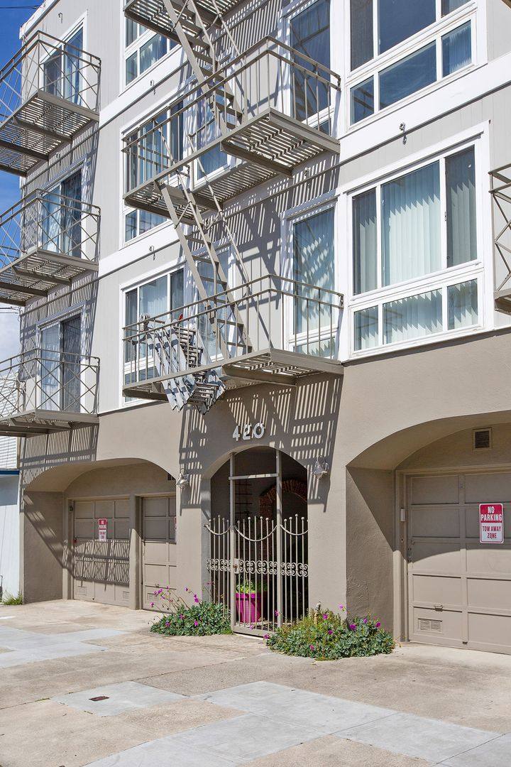Apartment for rent at 420 7th Ave, San Francisco, CA 94118