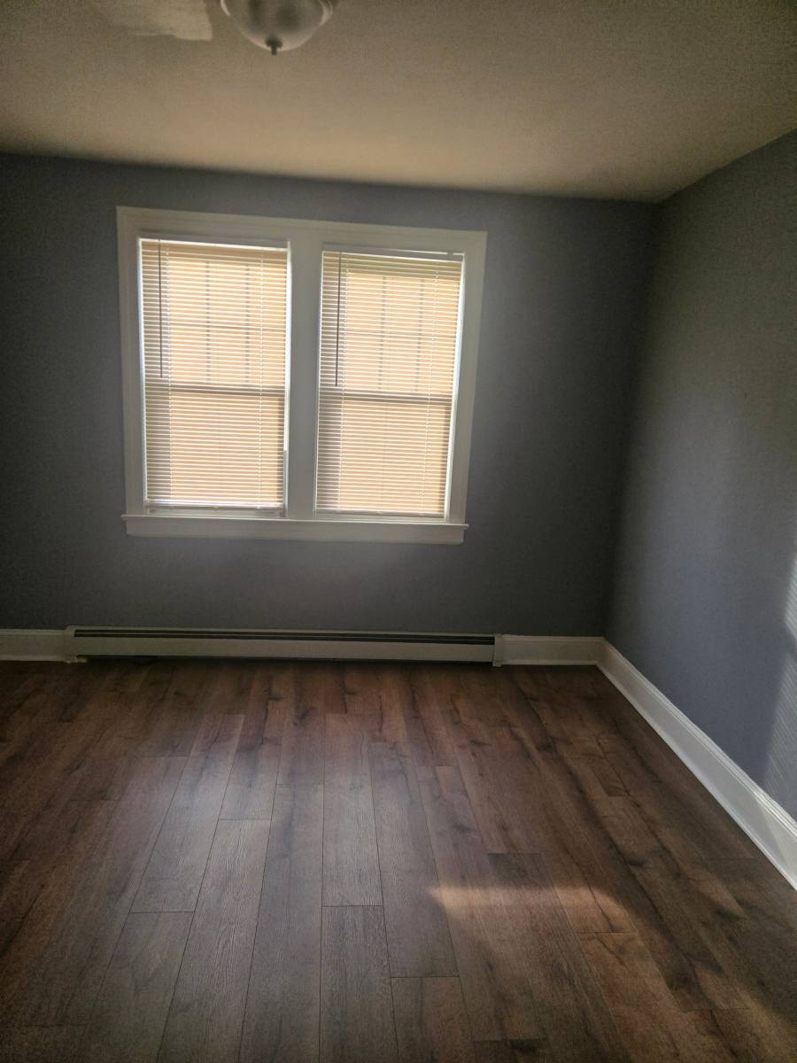 Apartment for rent at 565 E Elm St #1, Linden, NJ 07036