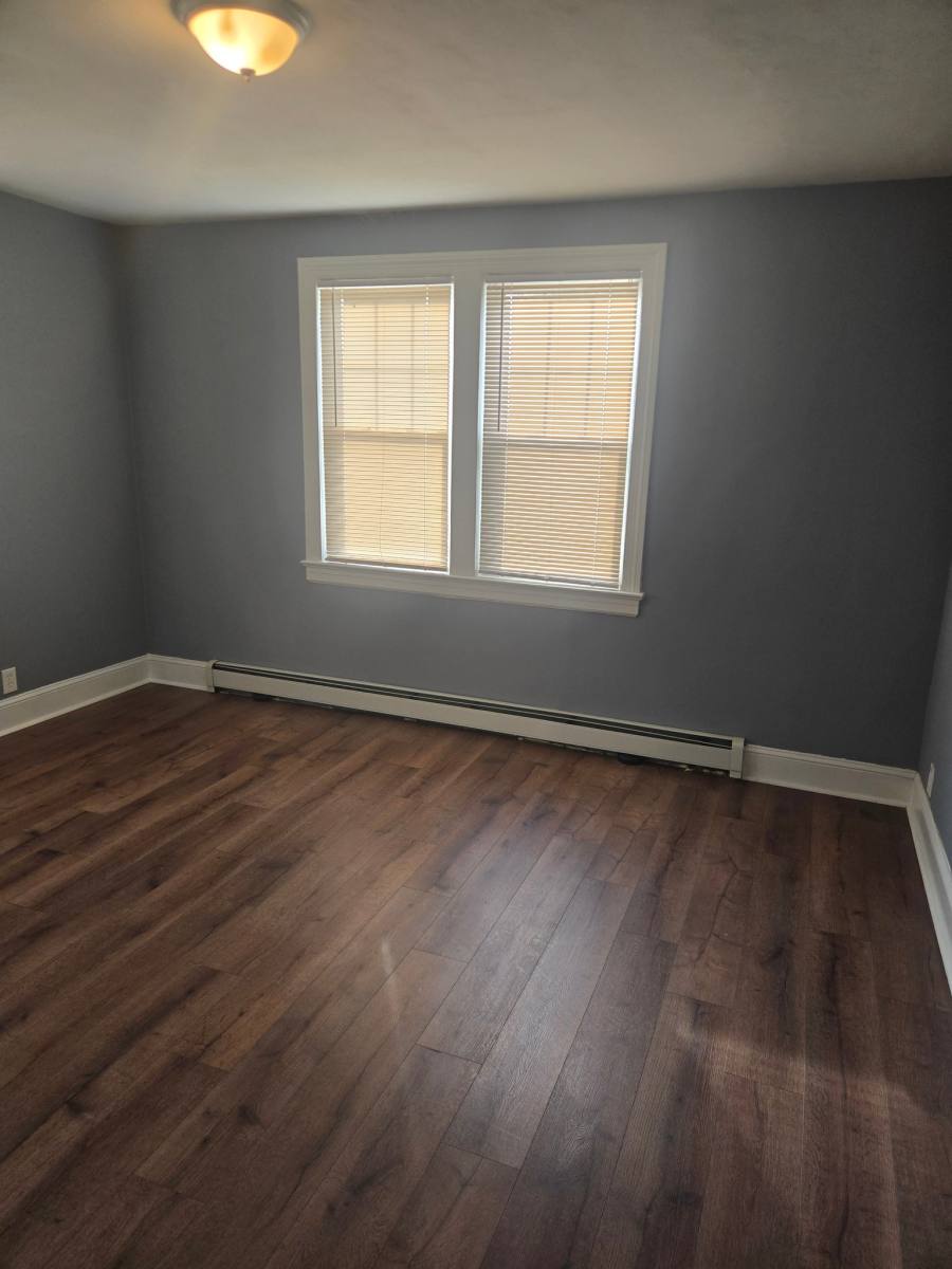 Apartment for rent at 565 E Elm St #1, Linden, NJ 07036