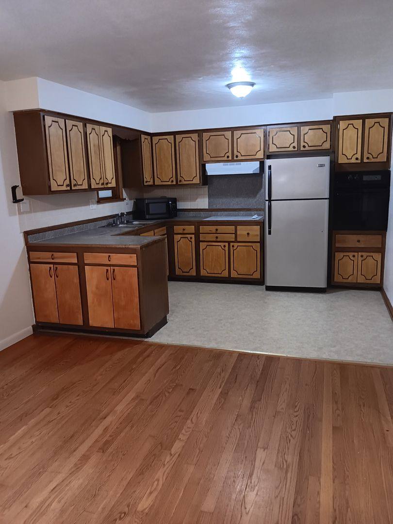 Apartment for rent at 726 Adams Ave, Cumberland, MD 21502