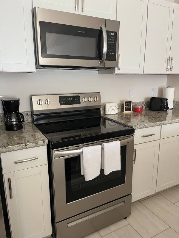 Apartment for rent at 1305 SE 8th Place, Cape Coral, FL 33990