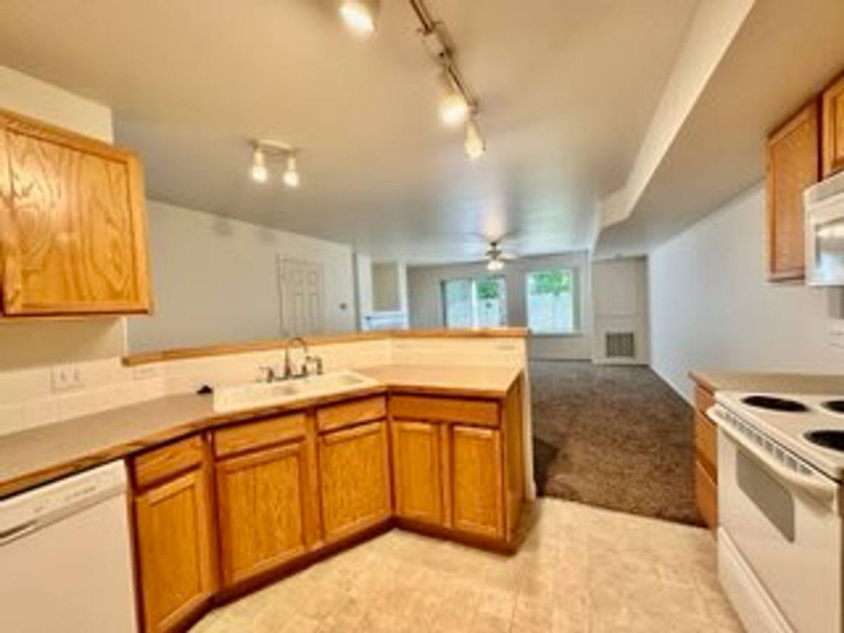 Apartment for rent at 382, 84, 86, 88 Leadora Lane, Coeur D Alene, ID 83815