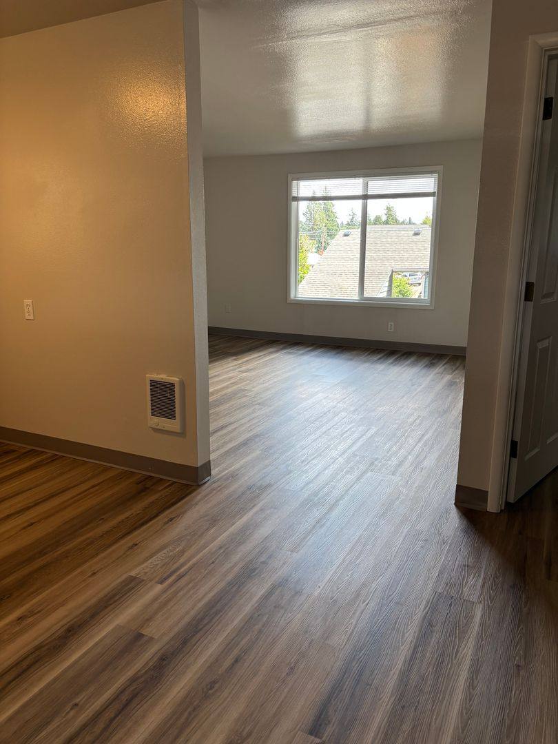 Apartment for rent at 160-190 King St S, Salem, OR 97302