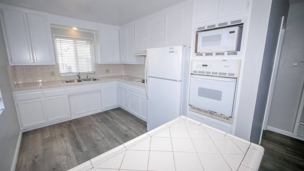 Apartment for rent at 1050 Hornblend St, San Diego, CA 92109