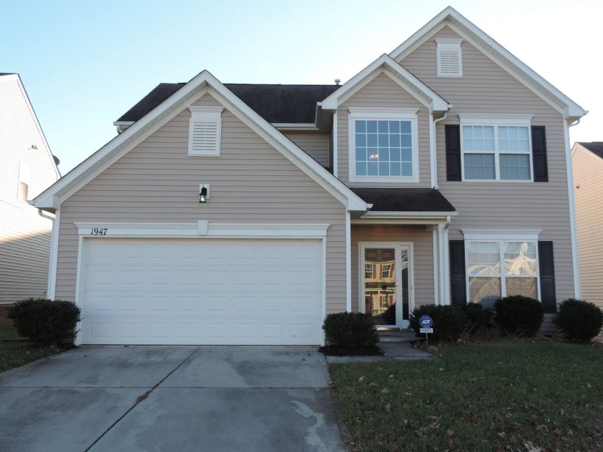 House for rent at 1947 Moss Creek Dr, Harrisburg, NC 28075