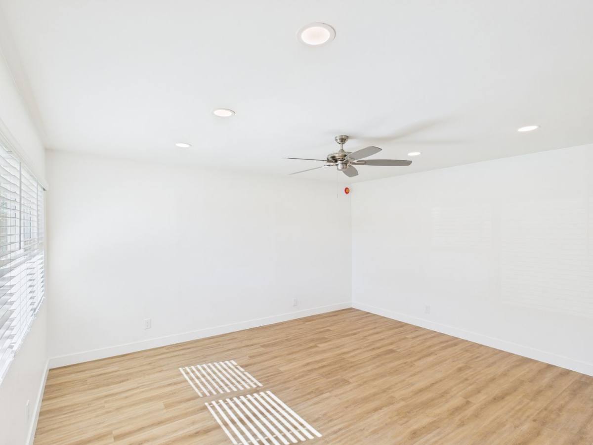 Apartment for rent at 330 W I St, Encinitas, CA 92024