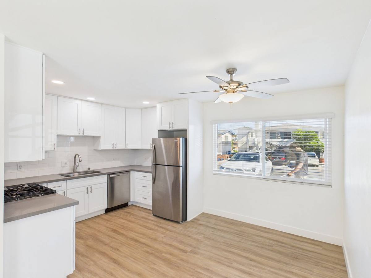 Apartment for rent at 330 W I St, Encinitas, CA 92024