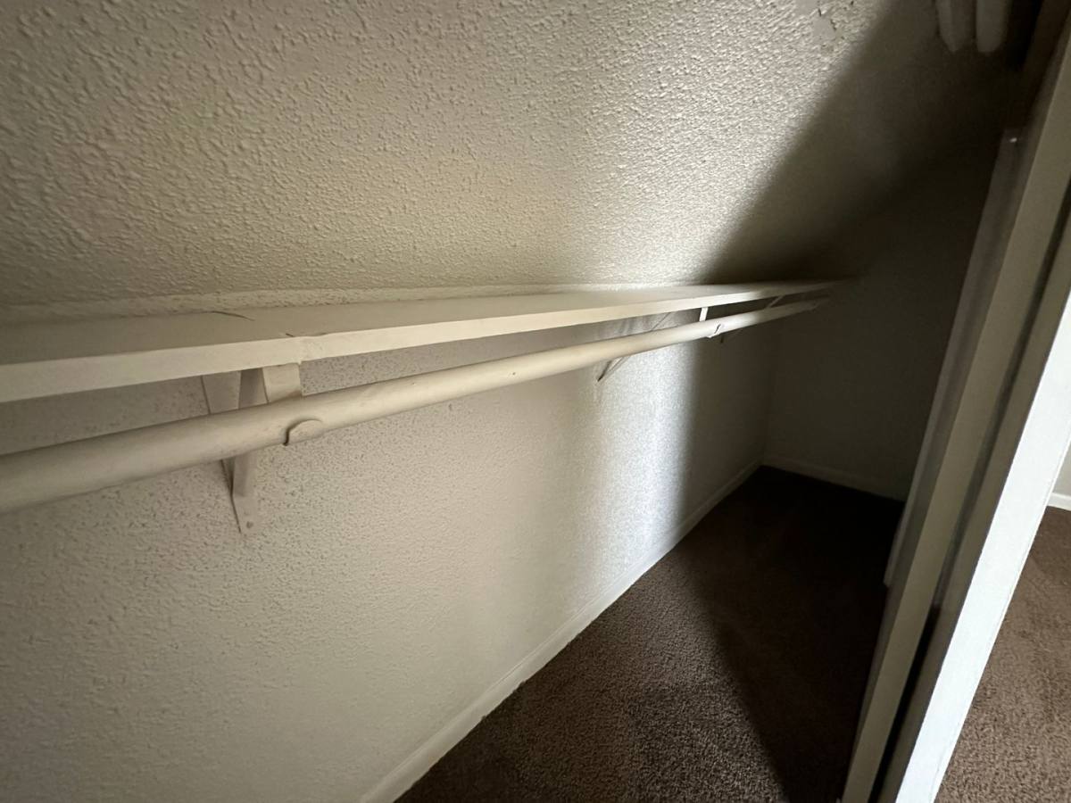 Apartment for rent at 1815 E Ganson St, Jackson, MI 49202