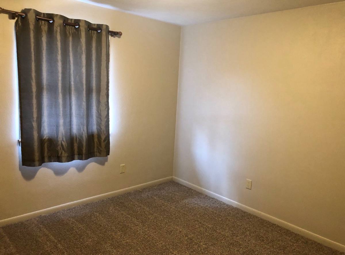 Apartment for rent at 11978 Wapakoneta Buckland Rd #19, Wapakoneta, OH 45895