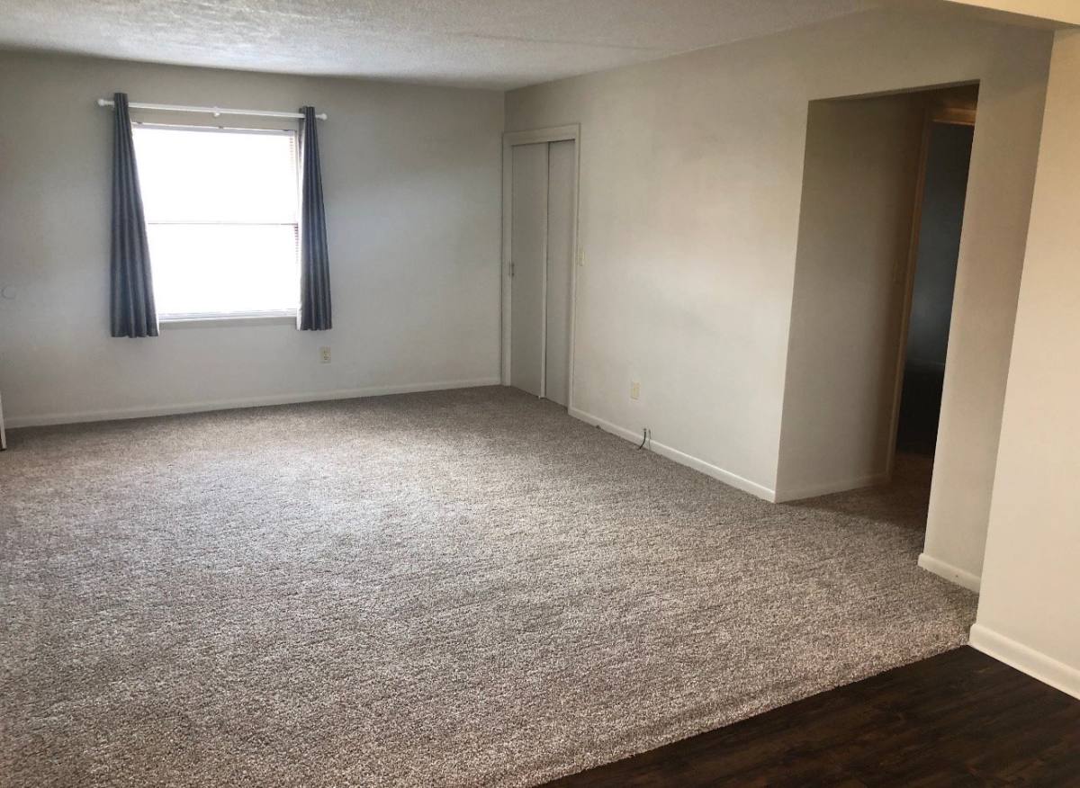 Apartment for rent at 11978 Wapakoneta Buckland Rd #19, Wapakoneta, OH 45895