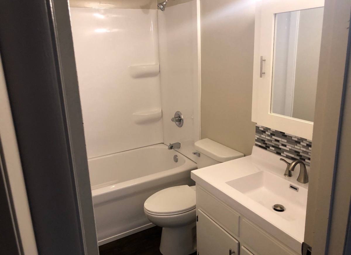 Apartment for rent at 11978 Wapakoneta Buckland Rd #19, Wapakoneta, OH 45895