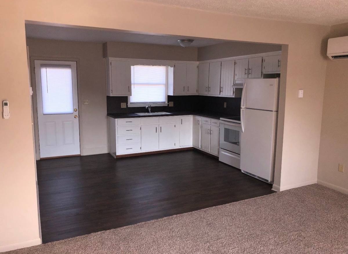 Apartment for rent at 11978 Wapakoneta Buckland Rd #19, Wapakoneta, OH 45895
