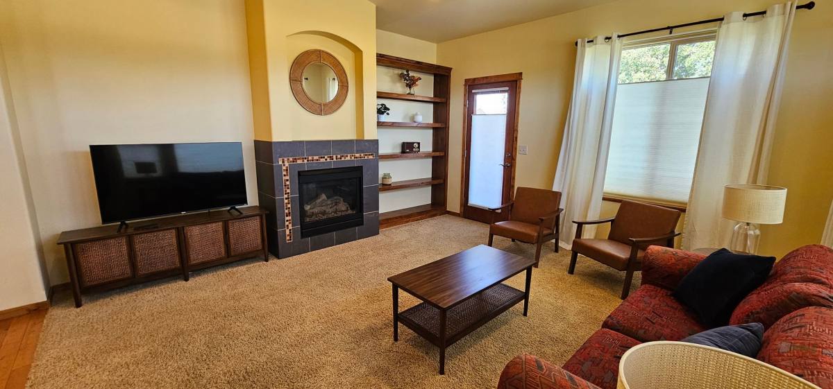 2334 W Beall, Bozeman, MT 59718 - House for Rent