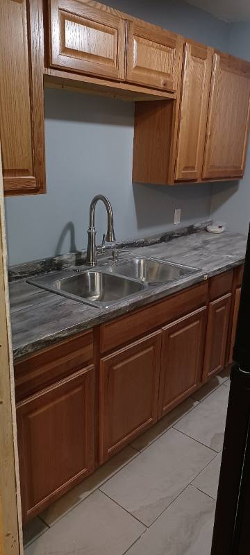 Apartment for rent at 142 Jencks St #3, Fall River, MA 02723