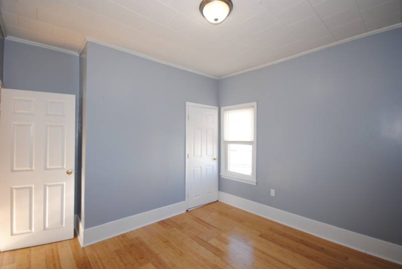 Apartment for rent at 142 Jencks St #3, Fall River, MA 02723