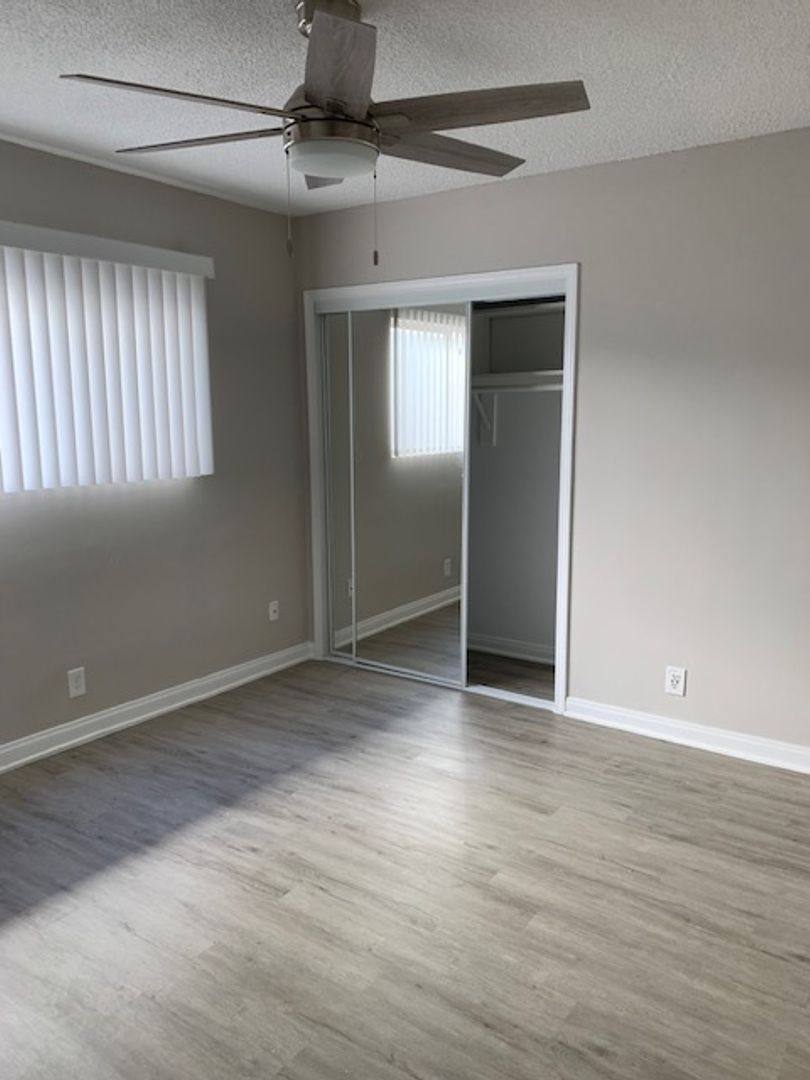Apartment for rent at 1431 Sholt Ave, Los Angeles, CA 90035