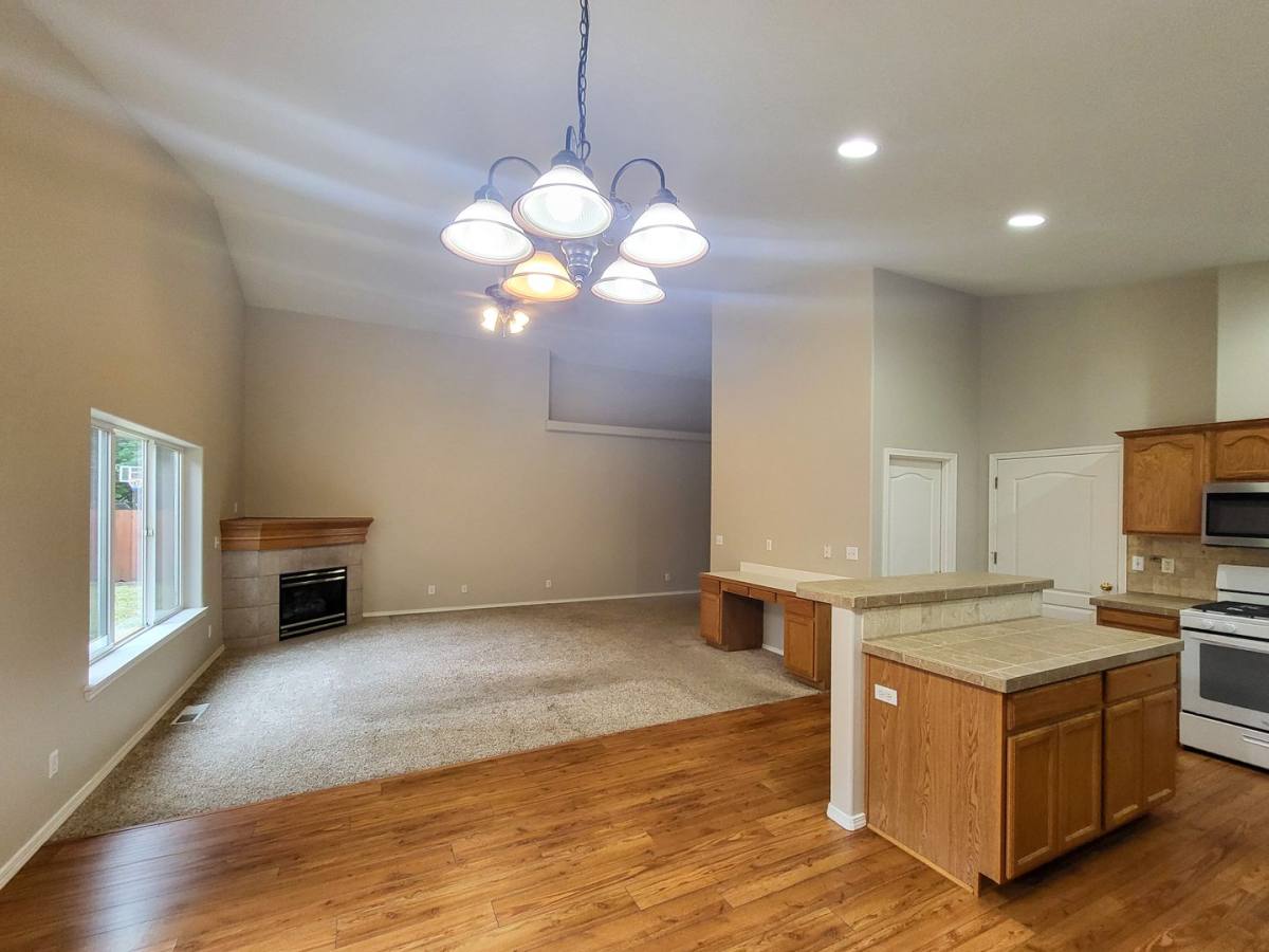 House for rent at 2345 Mule Deer Court NW, Salem, OR 97304