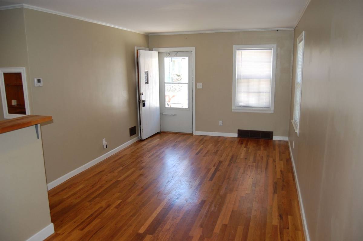 Apartment for rent at 2620 Sumner St, Lincoln, NE 68502
