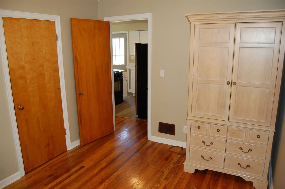 Apartment for rent at 2620 Sumner St, Lincoln, NE 68502