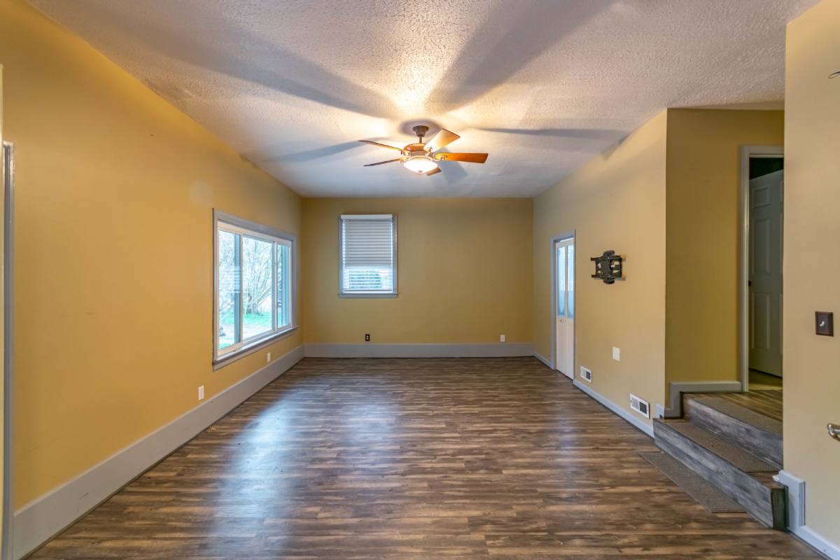 House for rent at 910 Preston Dr, Nashville, TN 37206