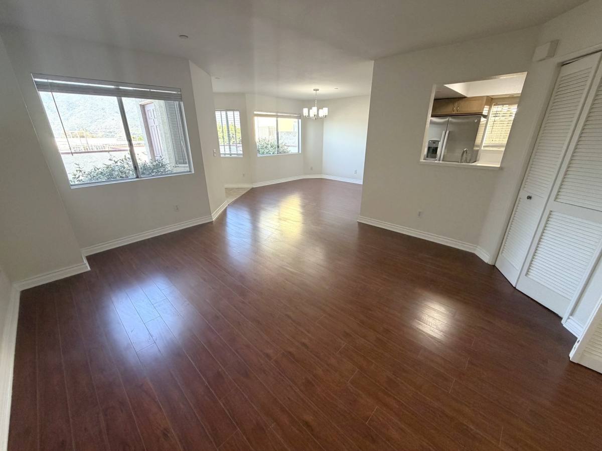 Apartment for rent at 3119 Foothill Blvd #1, La Crescenta, CA 91214