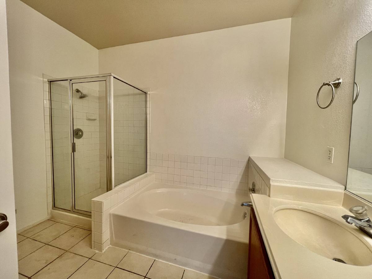 Apartment for rent at 2201 Ramsgate Dr #915, Henderson, NV 89074
