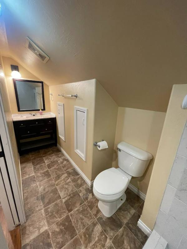 Apartment for rent at 1011 5th Ave #DUPLICATE of Apt- B, Helena, MT 59601