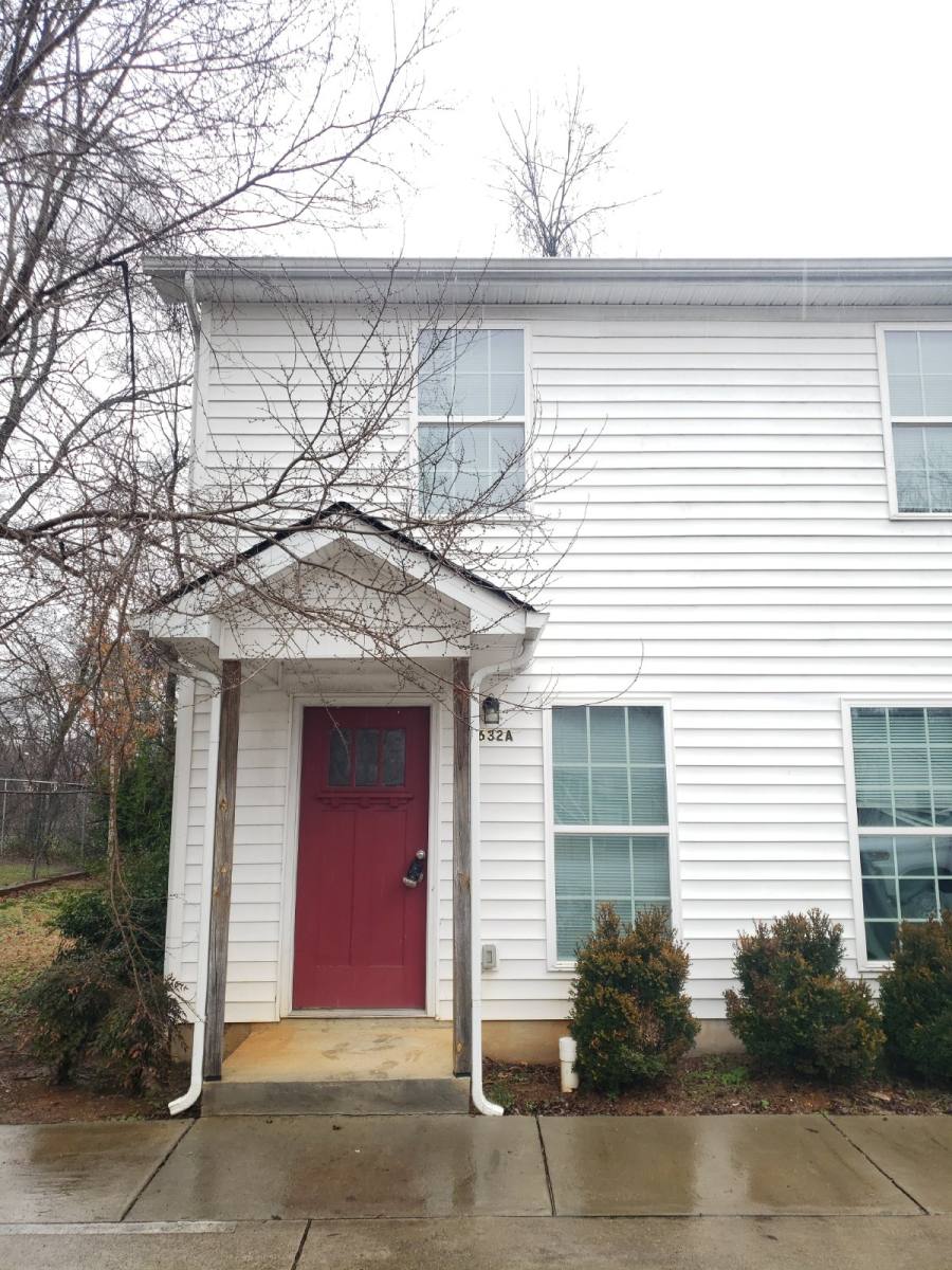 Townhouse for rent at 632 E St #A, Murfreesboro, TN 37130