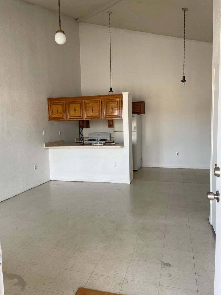 Apartment for rent at 7214 Dale Rd #2, El Paso, TX 79915