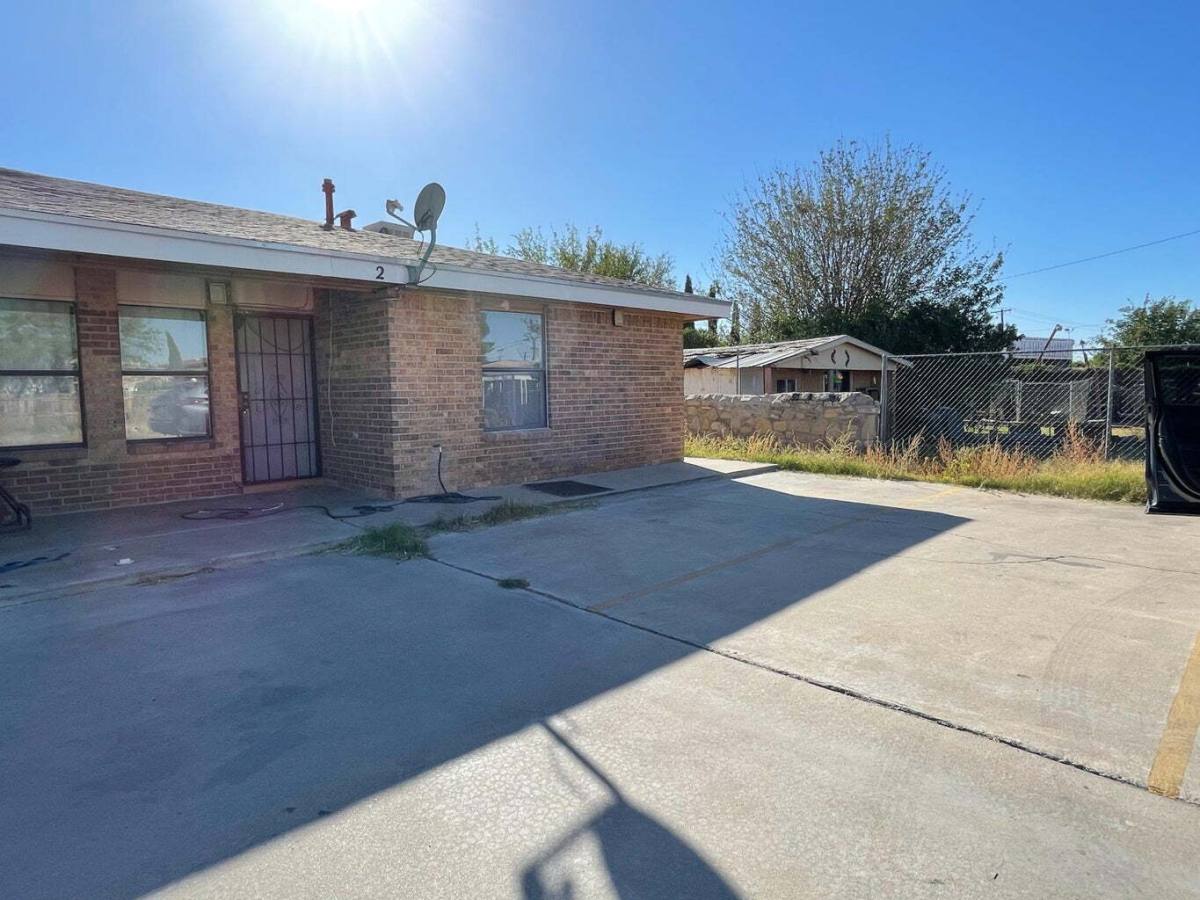 Apartment for rent at 7214 Dale Rd #2, El Paso, TX 79915