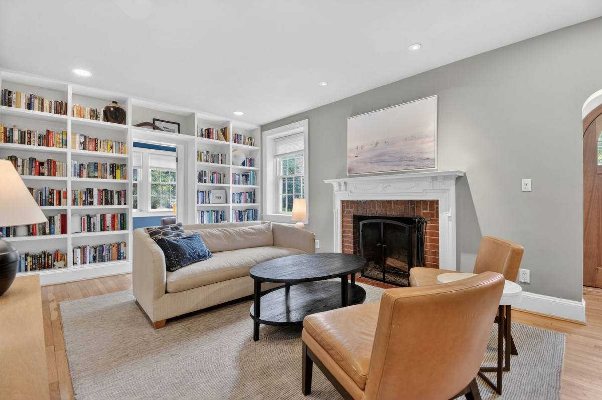 House for rent at 3005 McKinley St NW, Washington, DC 20015
