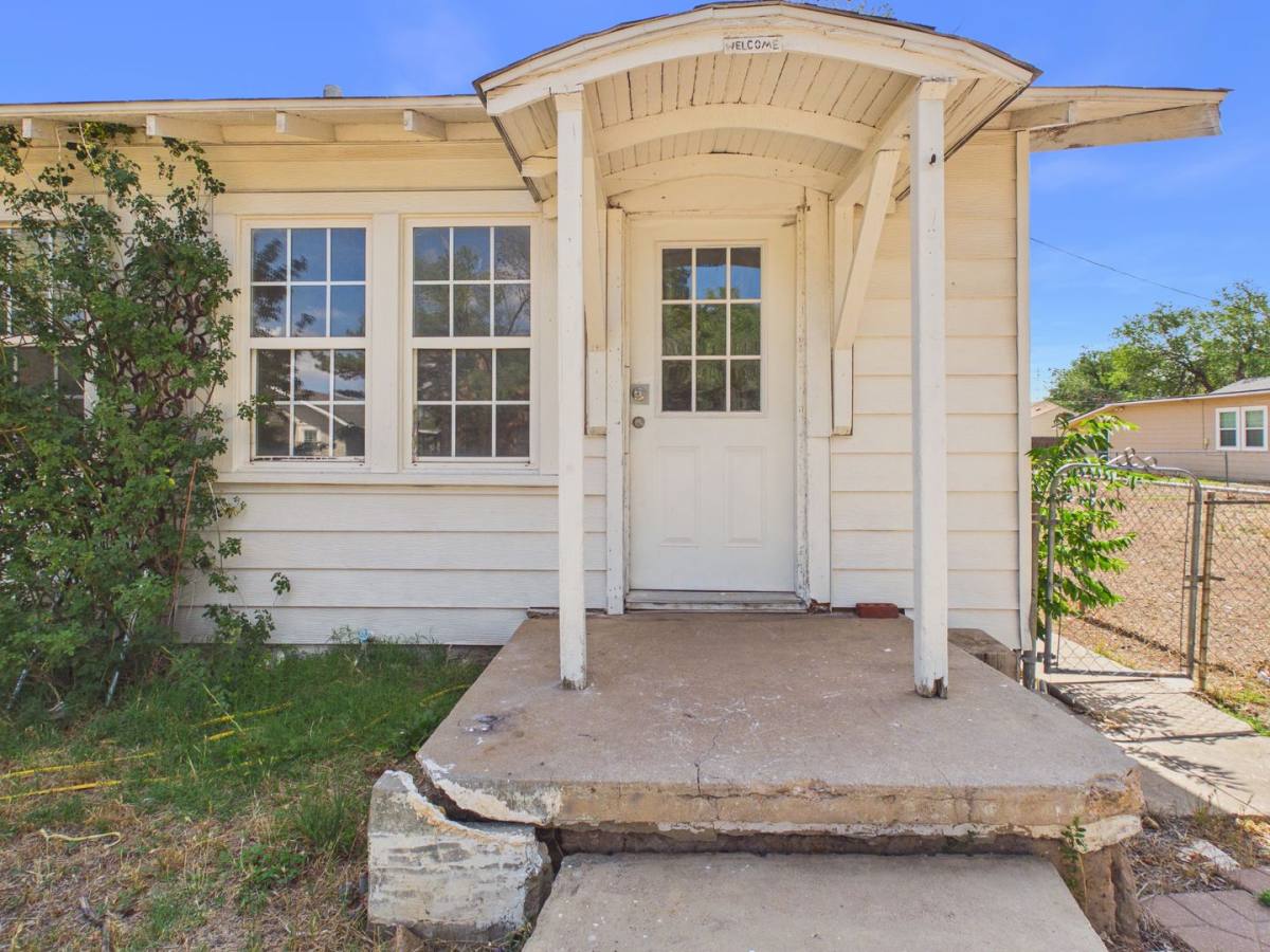 House for rent at 913 S Louisiana St, Amarillo, TX 79106